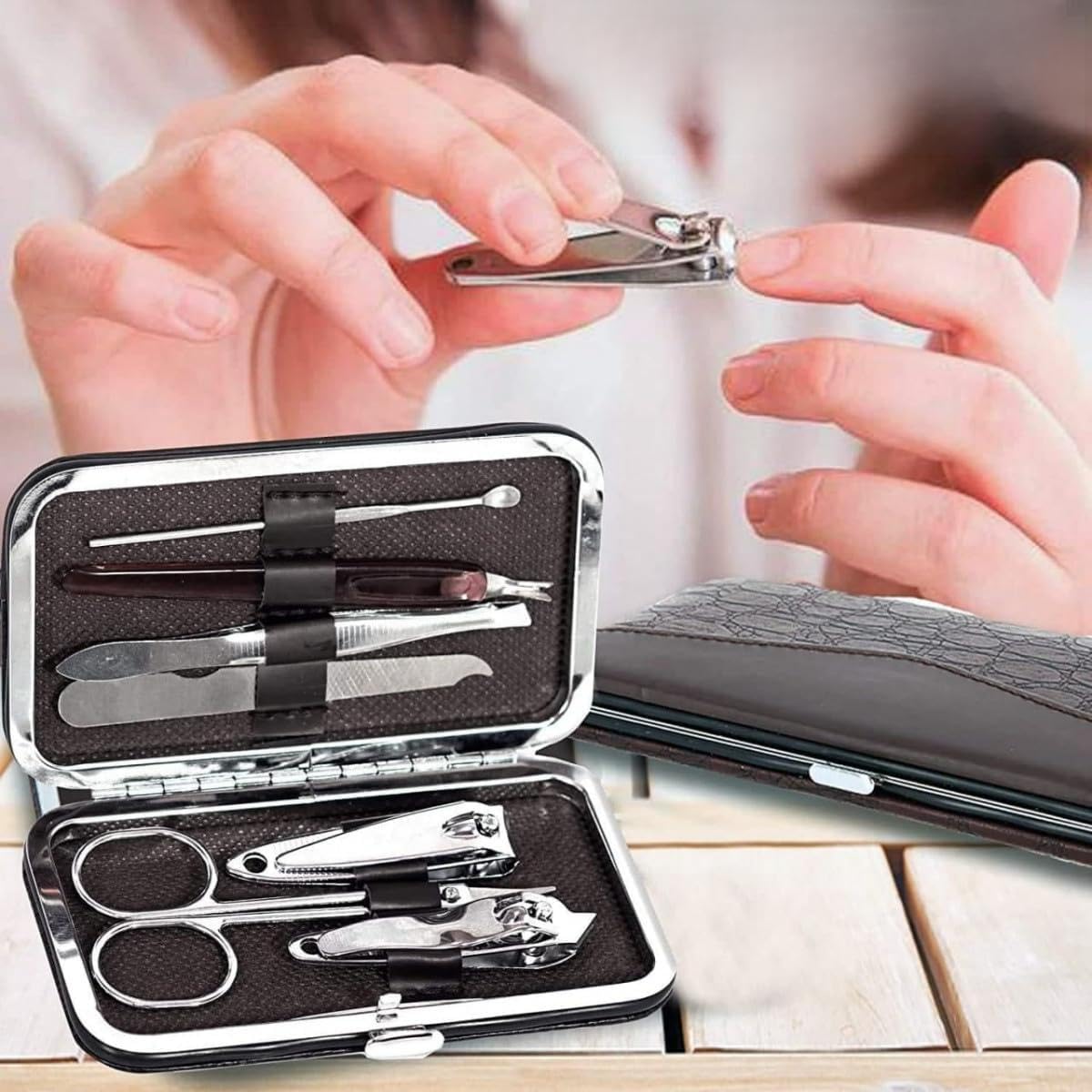 Manicure set 7 in 1  Professional Black